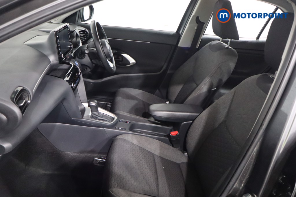 Used Toyota Yaris Cross 2024 for sale - 76835867: Photo 12