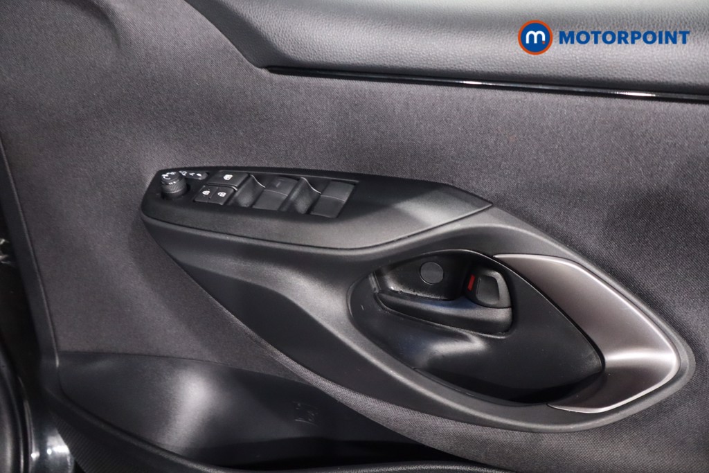 Used Toyota Yaris 2023 for sale - 77429298: Photo 36