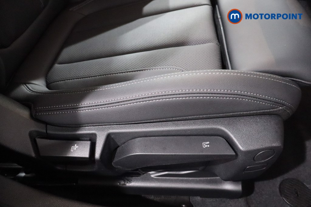 Used BMW 4 Series 2025 for sale - 76340867: Photo 31