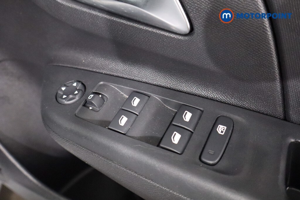 Used Vauxhall Corsa 2023 for sale - 76758342: Photo 31