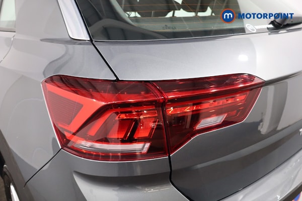 Used Volkswagen T-Roc 2023 for sale - 76255552: Photo 41