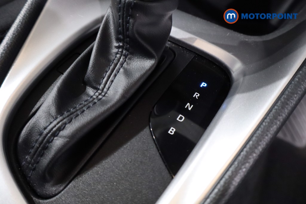 Used Toyota Yaris 2025 for sale - 77998011: Photo 30