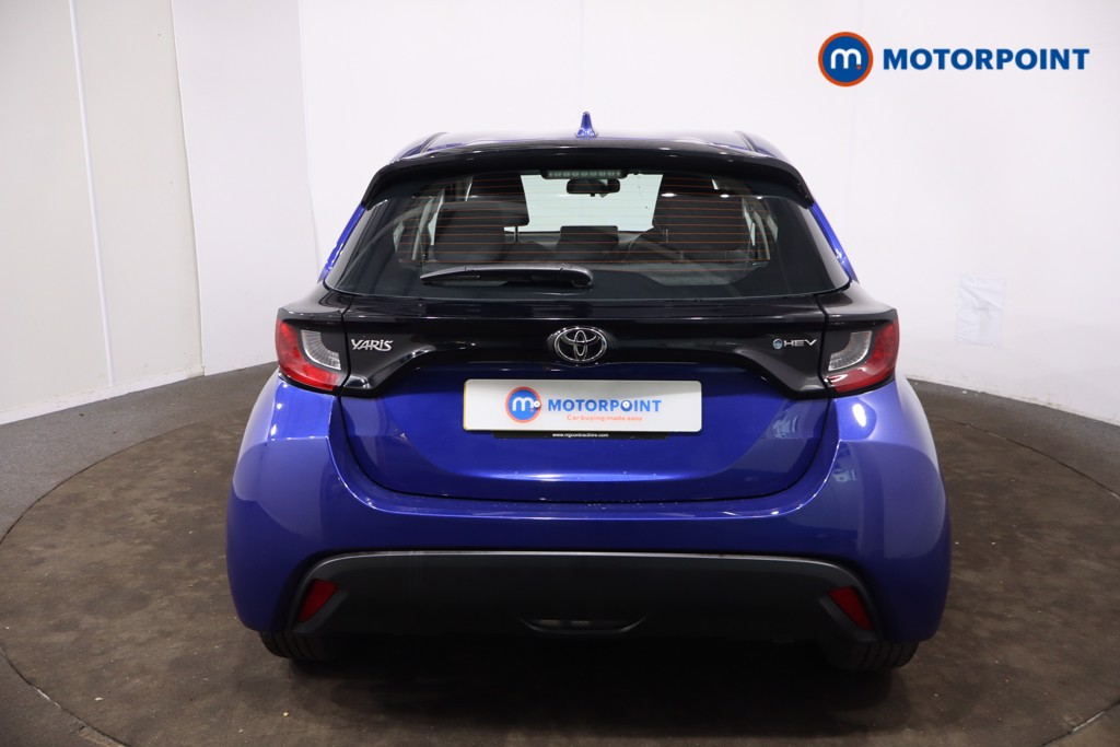 Used Toyota Yaris 2025 for sale - 77998011: Photo 41