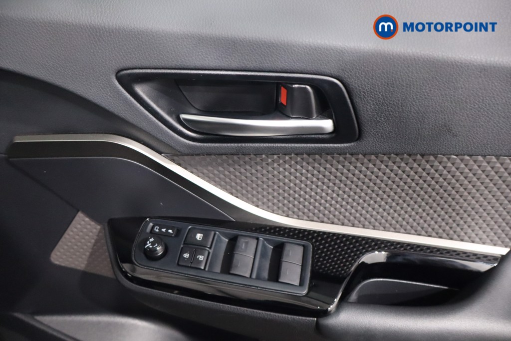 Used Toyota C-HR 2023 for sale - 76628331: Photo 20