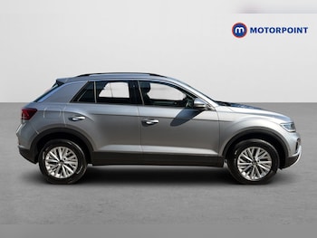 Used Volkswagen T-Roc 2023 for sale - 78776547: Photo