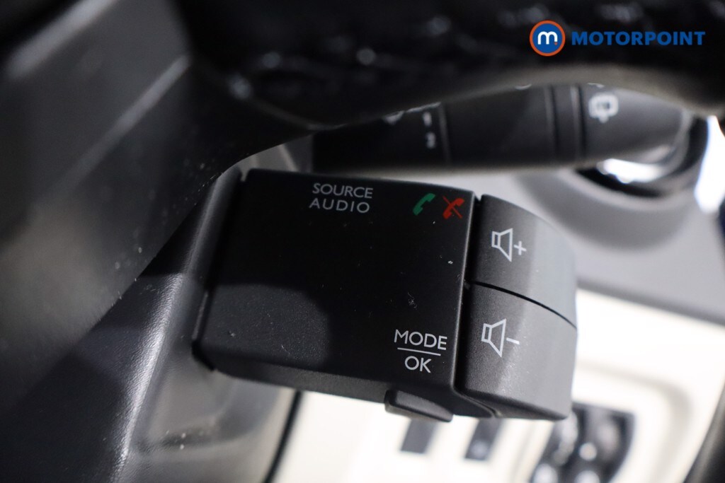 Used Renault Captur 2019 for sale - 76641390: Photo 16