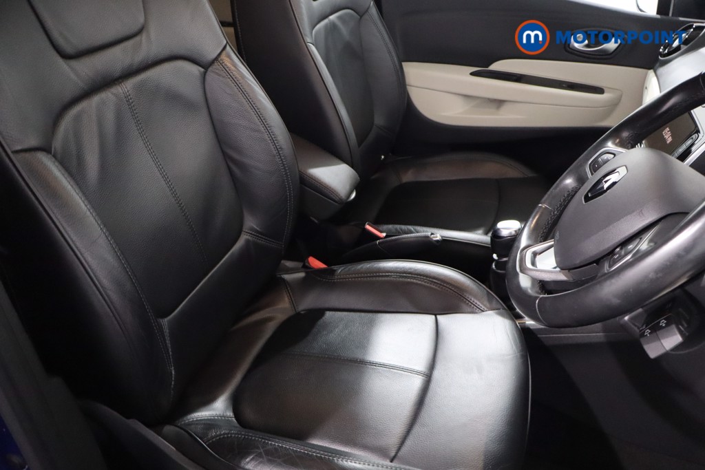 Used Renault Captur 2019 for sale - 76641390: Photo 19