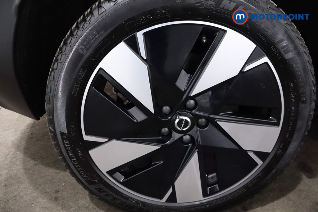 Used Volvo XC40 2024 for sale - 76449951: Photo 17