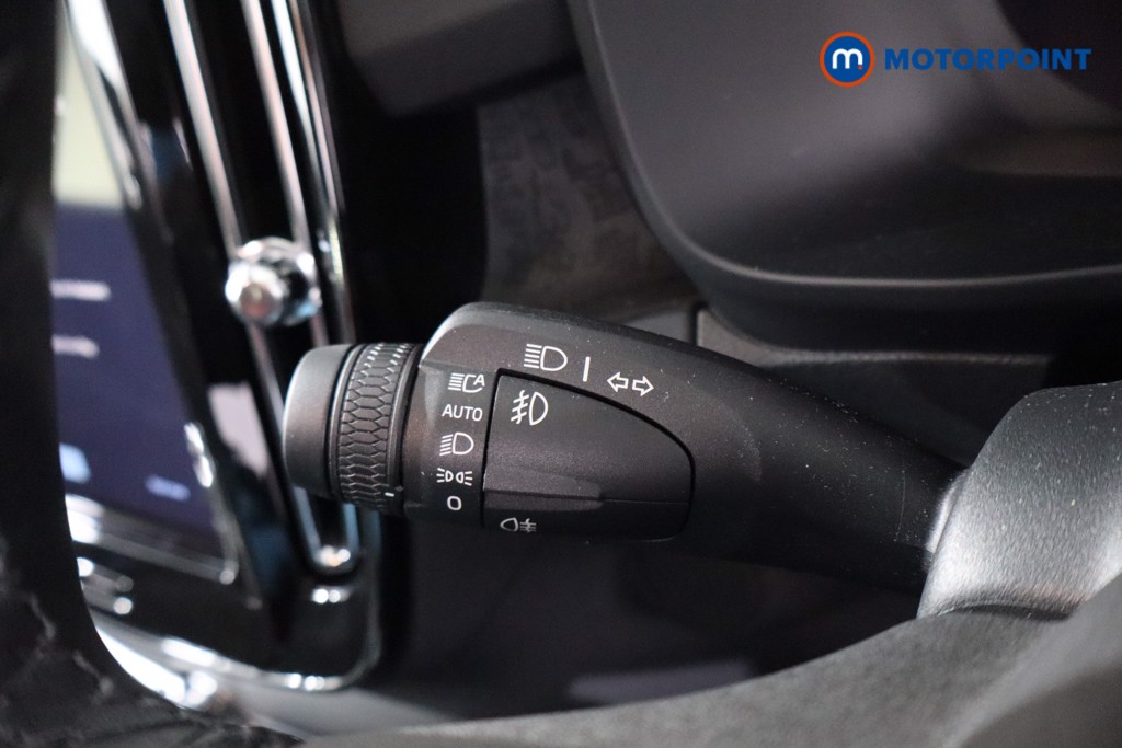 Used Volvo XC40 2024 for sale - 76449951: Photo 24