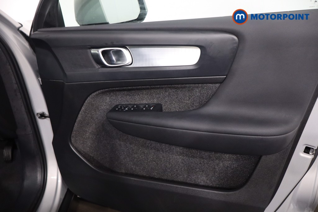 Used Volvo XC40 2023 for sale - 77194776: Photo 29