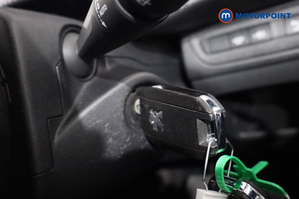 Used Peugeot 2008 2018 for sale - 77699062: Photo 25