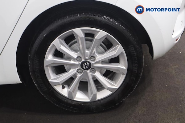 Used Renault Clio 2025 for sale - 76262213: Photo 30