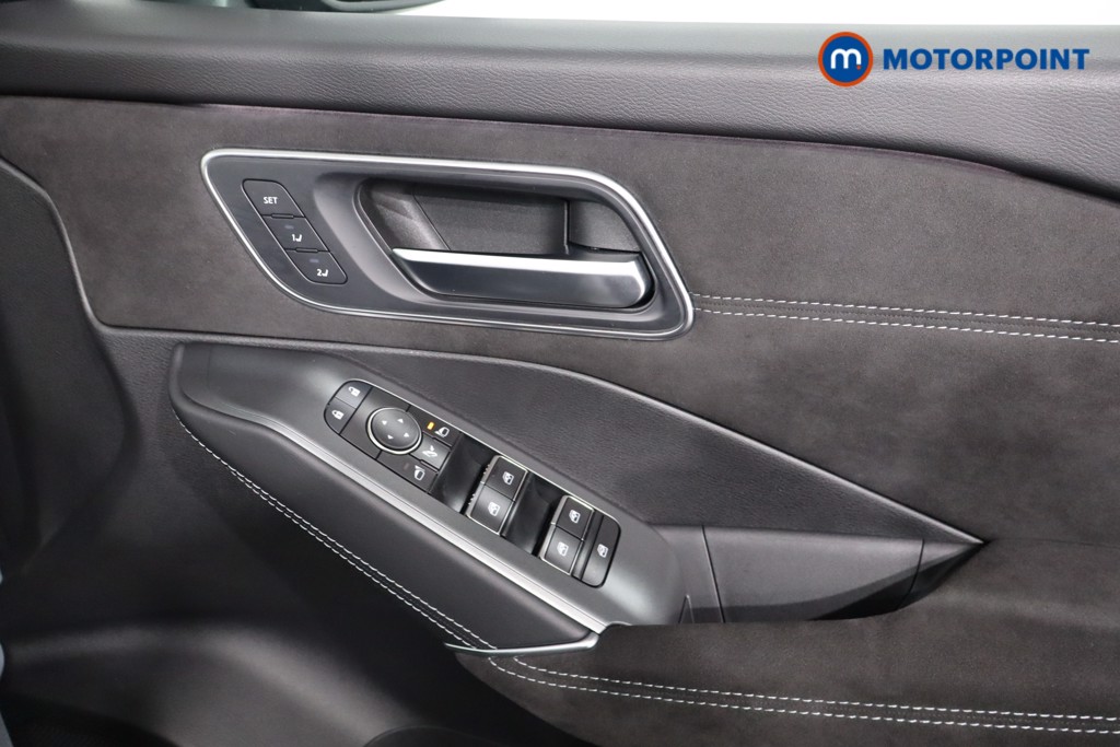 Used Nissan Qashqai for sale - 76554579: Photo 30