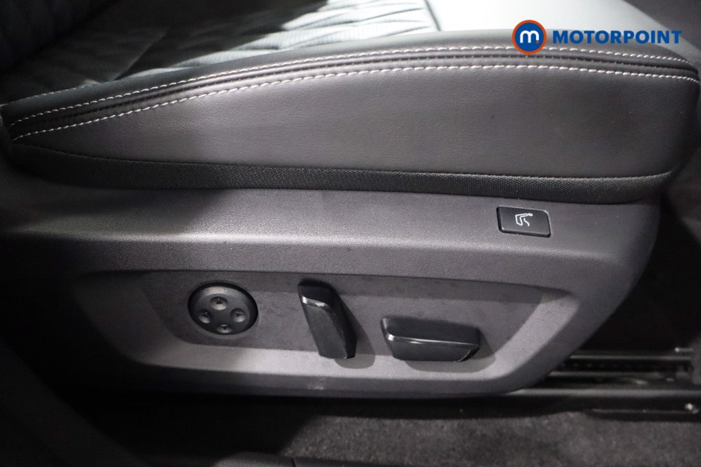 Used Nissan Qashqai for sale - 76554579: Photo 31