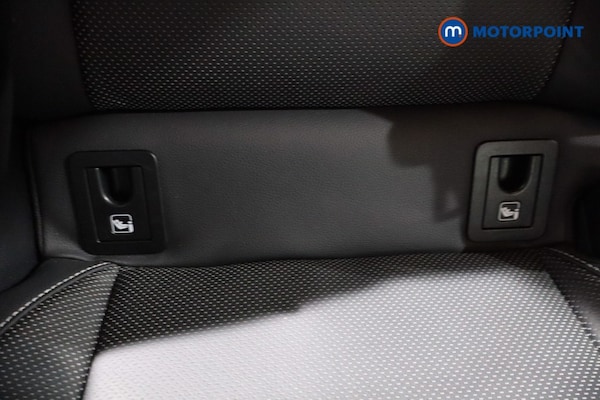 Used Toyota Corolla 2021 for sale - 76330233: Photo 35