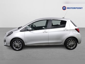 Used Toyota Yaris 2016 for sale - 78578839: Photo