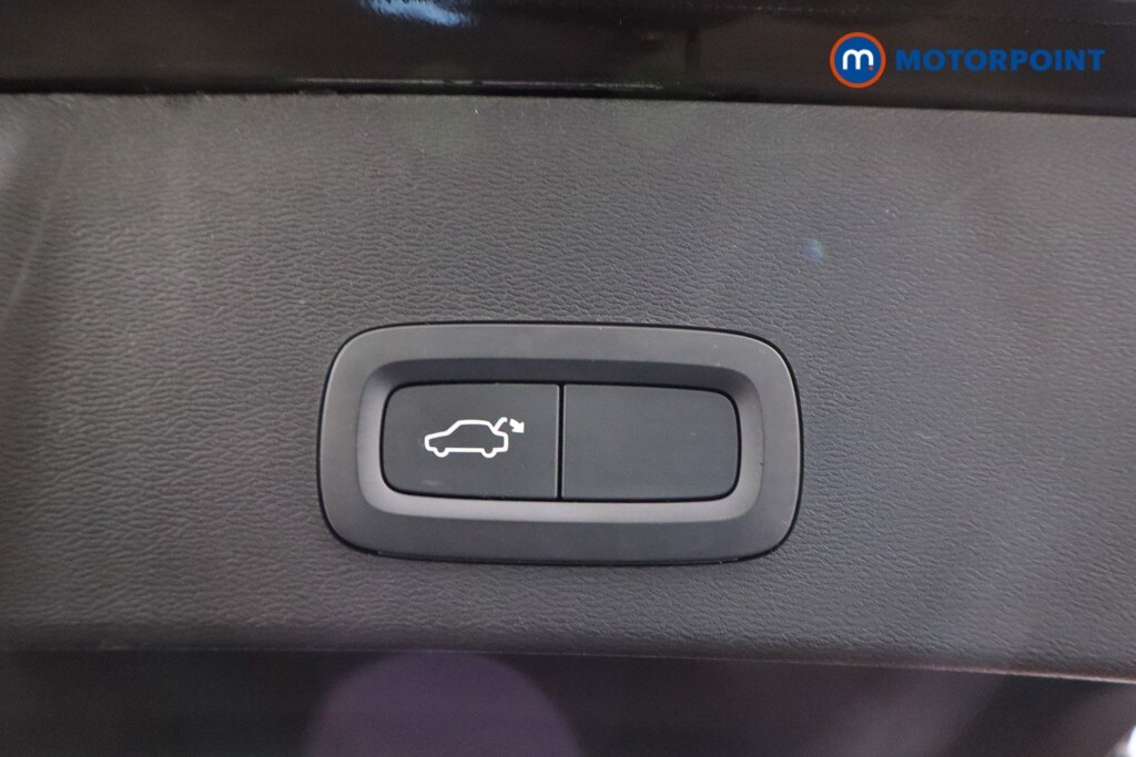 Used Volvo XC40 2023 for sale - 77688487: Photo 45