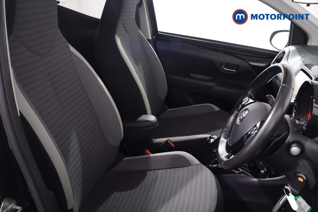 Used Toyota AYGO 2018 for sale - 77849031: Photo 27