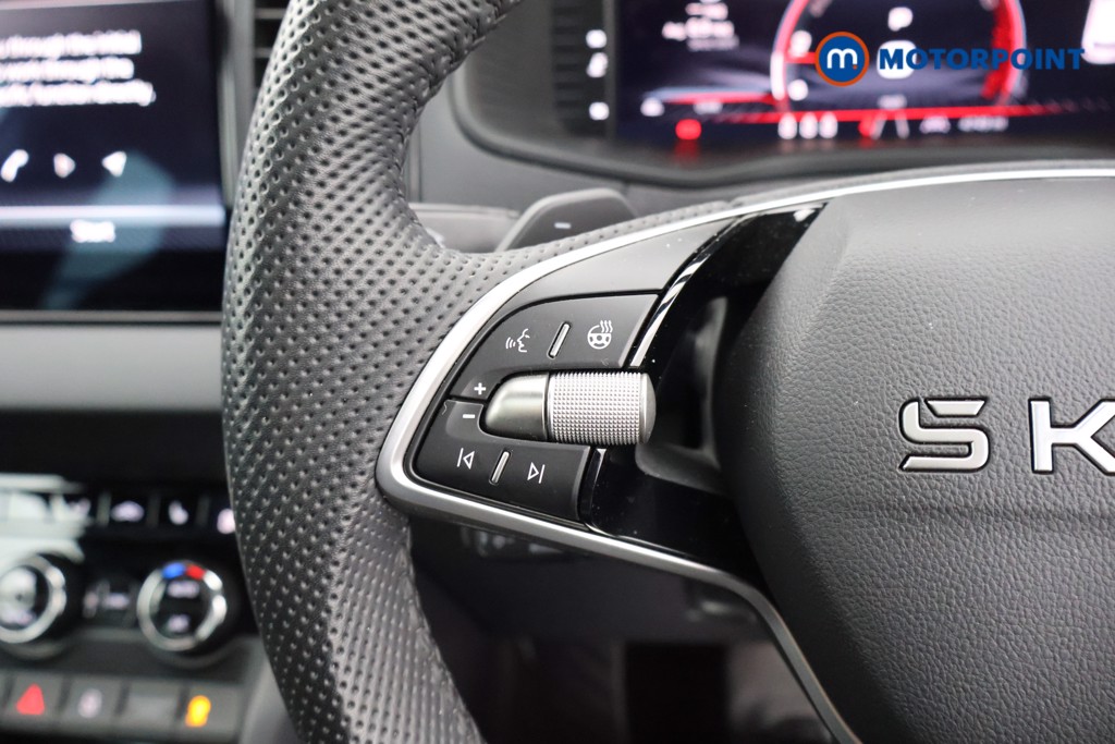 Used Skoda Karoq 2025 for sale - 76767378: Photo 10