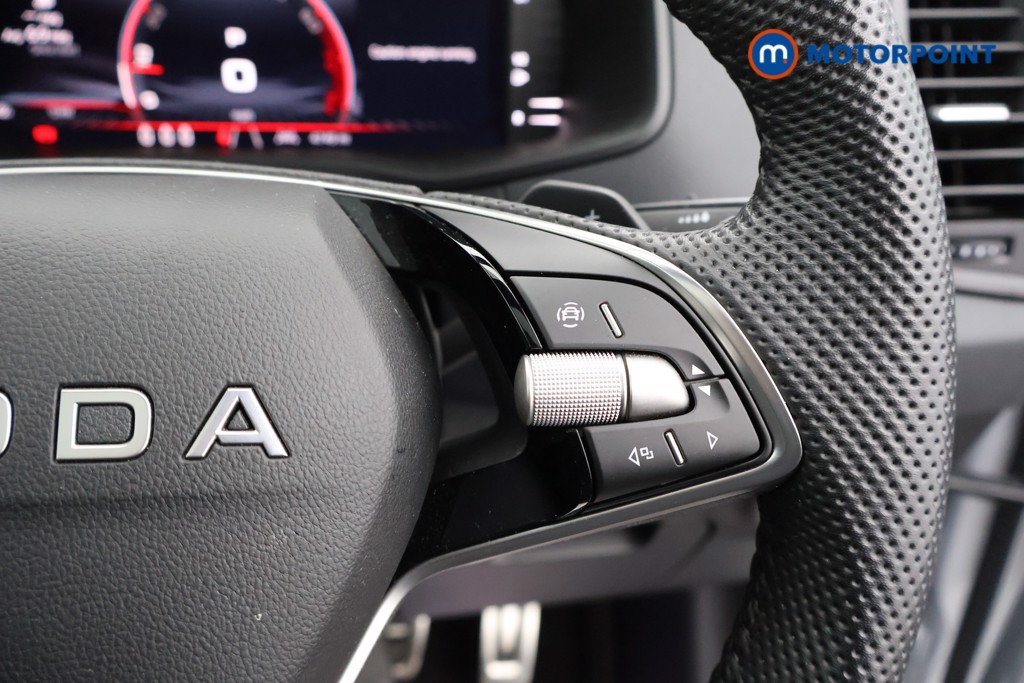 Used Skoda Karoq 2025 for sale - 76767378: Photo 11