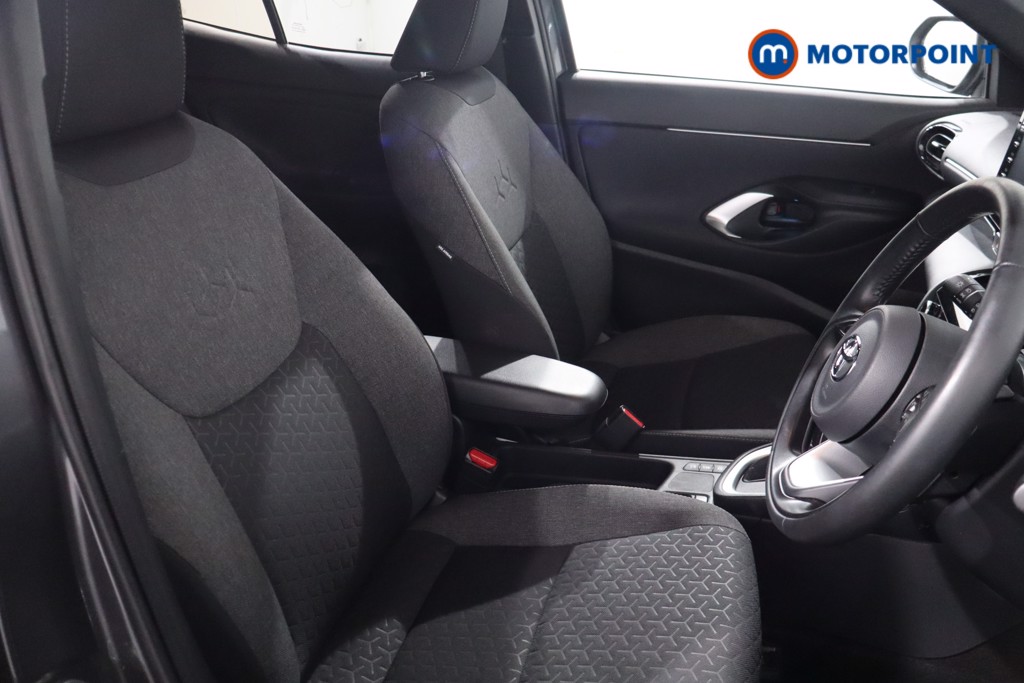 Used Toyota Yaris Cross 2023 for sale - 77194743: Photo 31