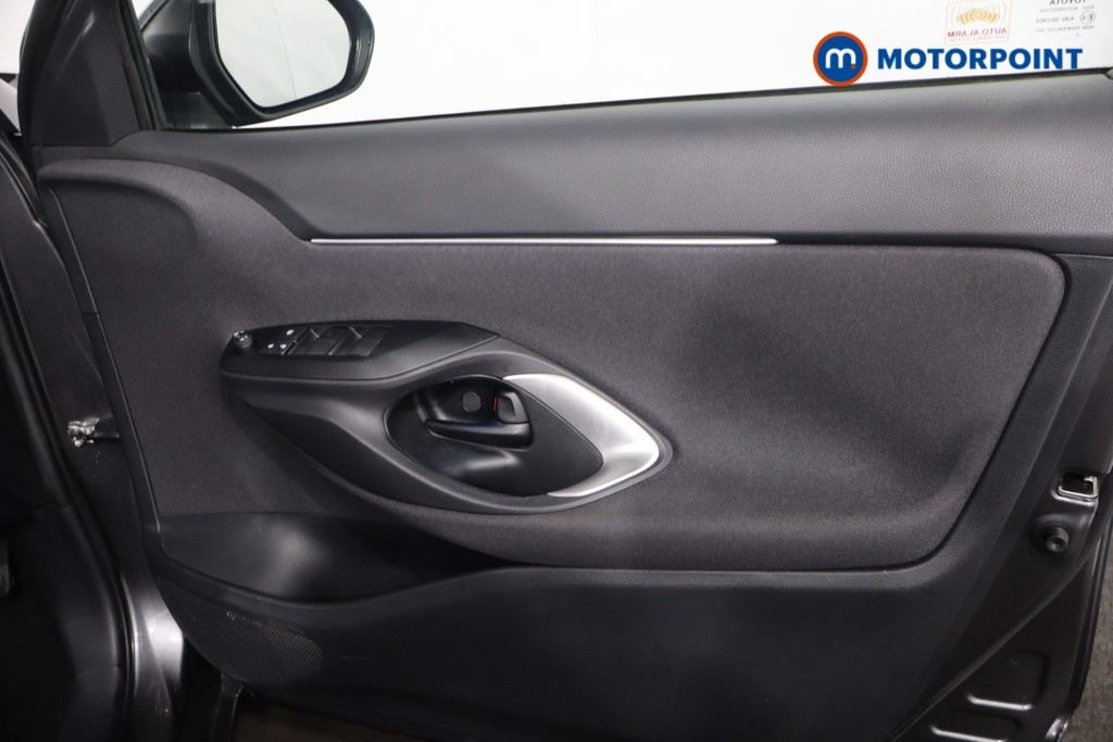 Used Toyota Yaris Cross 2023 for sale - 77194743: Photo 33