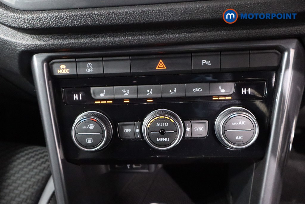 Used Volkswagen T-Roc 2022 for sale - 77804882: Photo 25