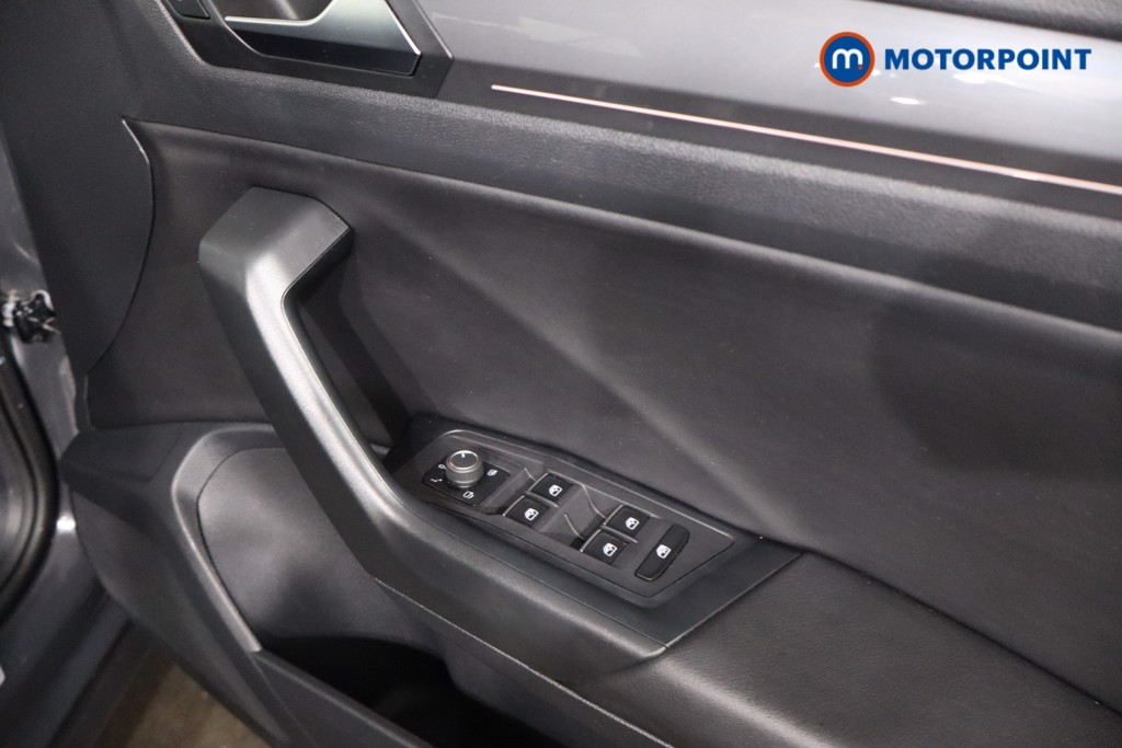 Used Volkswagen T-Roc 2022 for sale - 77804882: Photo 35