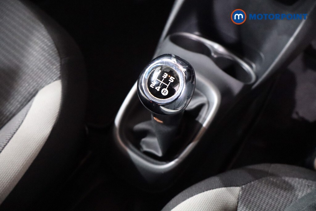 Used Toyota AYGO 2021 for sale - 76330229: Photo 22