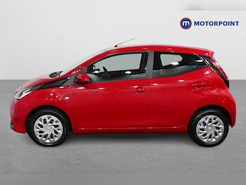 Used Toyota AYGO 2021 for sale - 76330229: Photo