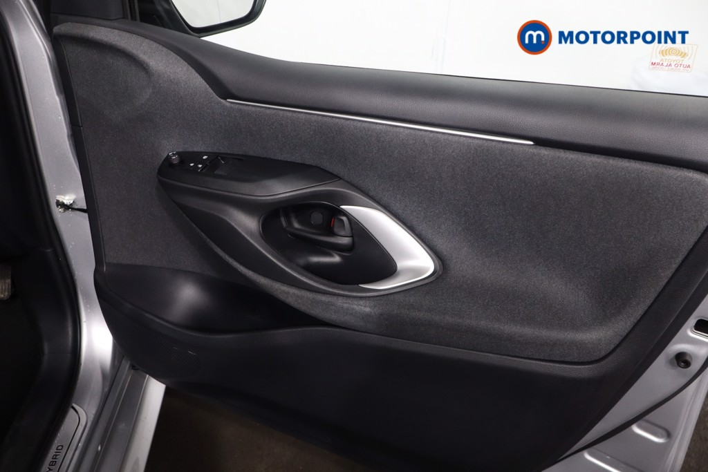 Used Toyota Yaris 2021 for sale - 77241393: Photo 30