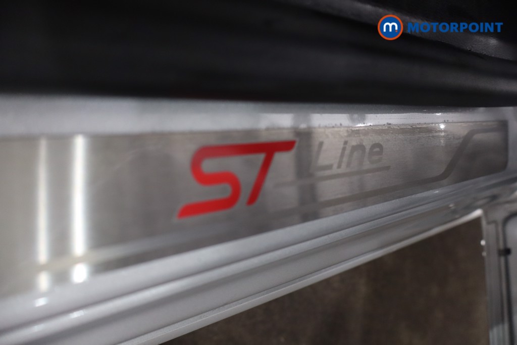 Used Ford Focus 2023 for sale - 76980223: Photo 34