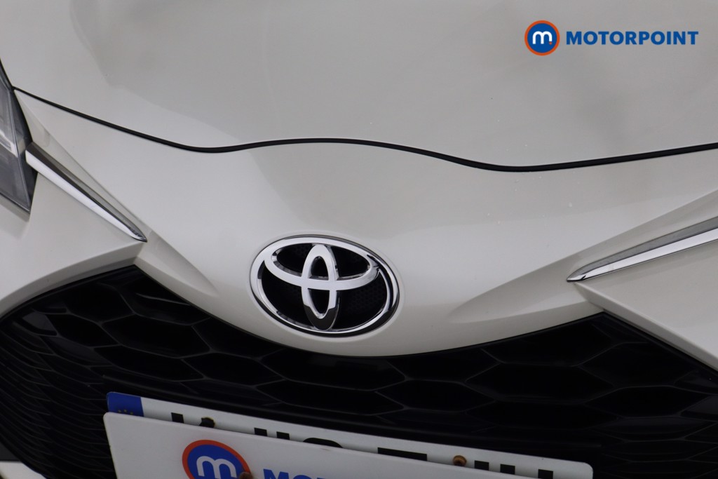 Used Toyota Yaris 2018 for sale - 76453049: Photo 34