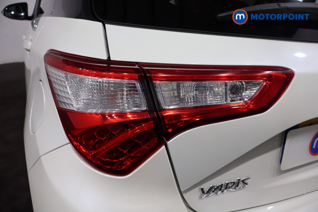 Used Toyota Yaris 2018 for sale - 76453049: Photo 38