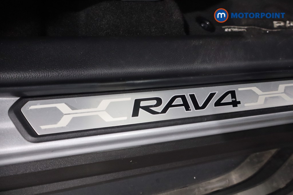 Used Toyota RAV4 2020 for sale - 76026828: Photo 30