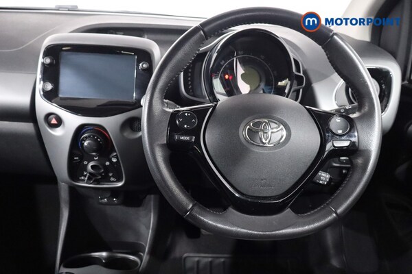 Used Toyota AYGO 2019 for sale - 76234988: Photo 11