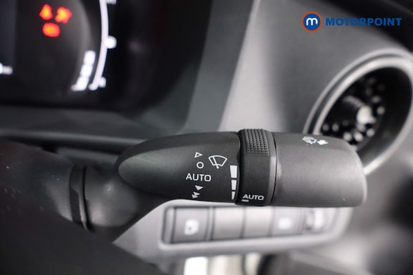 Used Toyota C-HR 2024 for sale - 76178243: Photo 25