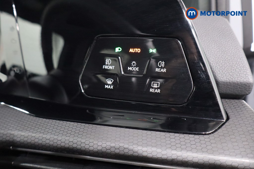 Used Volkswagen Golf 2024 for sale - 77997926: Photo 26