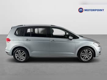 Used Volkswagen Touran 2025 for sale - 79570325: Photo