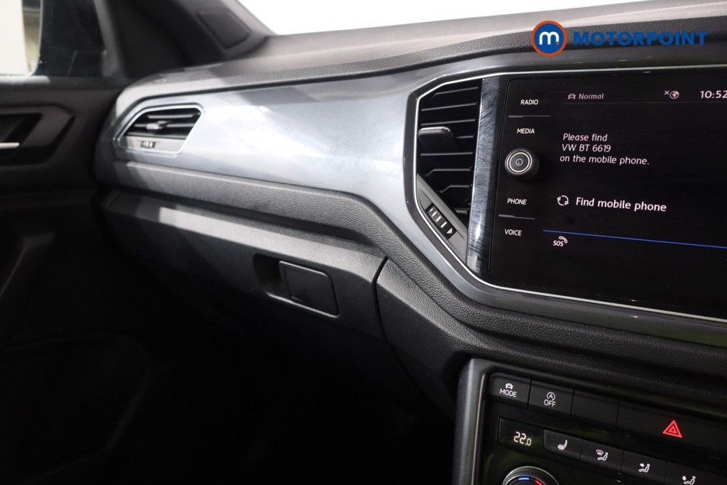 Used Volkswagen T-Roc 2020 for sale - 77516826: Photo 25