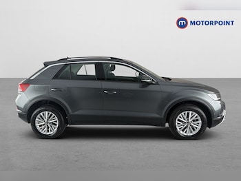 Used Volkswagen T-Roc 2024 for sale - 79351252: Photo
