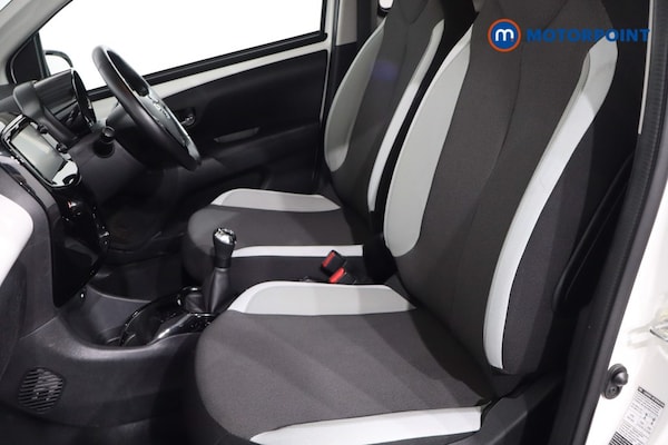 Used Toyota AYGO 2018 for sale - 76076880: Photo 12