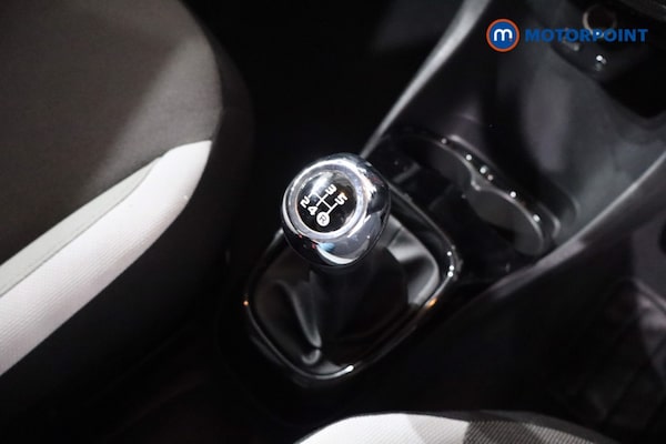 Used Toyota AYGO 2018 for sale - 76076880: Photo 22