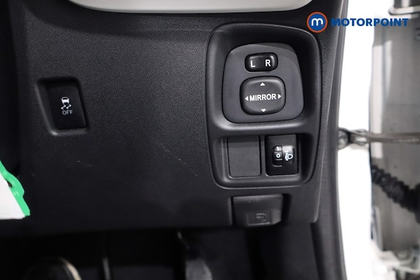 Used Toyota AYGO 2018 for sale - 76076880: Photo 27