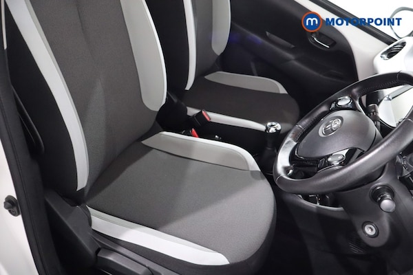 Used Toyota AYGO 2018 for sale - 76076880: Photo 31