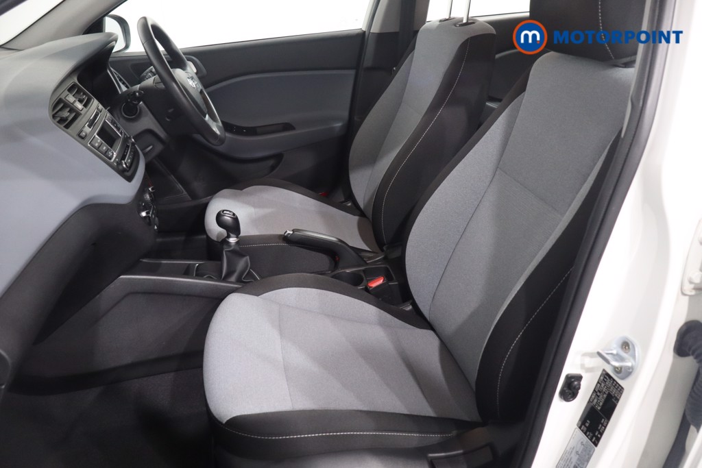 Used Hyundai i20 2016 for sale - 77582239: Photo 12