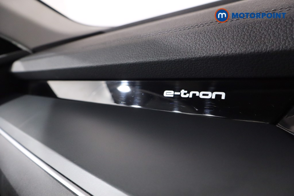 Used Audi e-tron 2021 for sale - 77653965: Photo 32