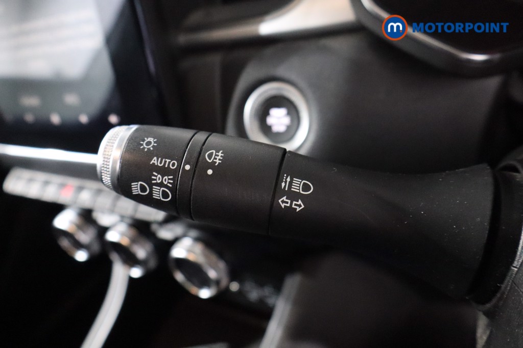 Used Renault Captur 2021 for sale - 76491305: Photo 28