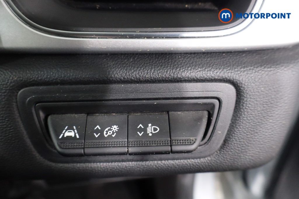 Used Renault Captur 2021 for sale - 76491305: Photo 30