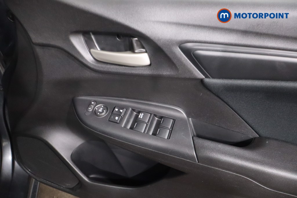 Used Honda Jazz 2017 for sale - 78001512: Photo 32